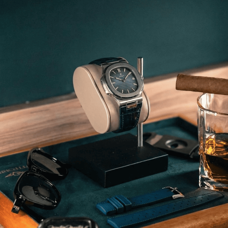 Direct-to-consumer model